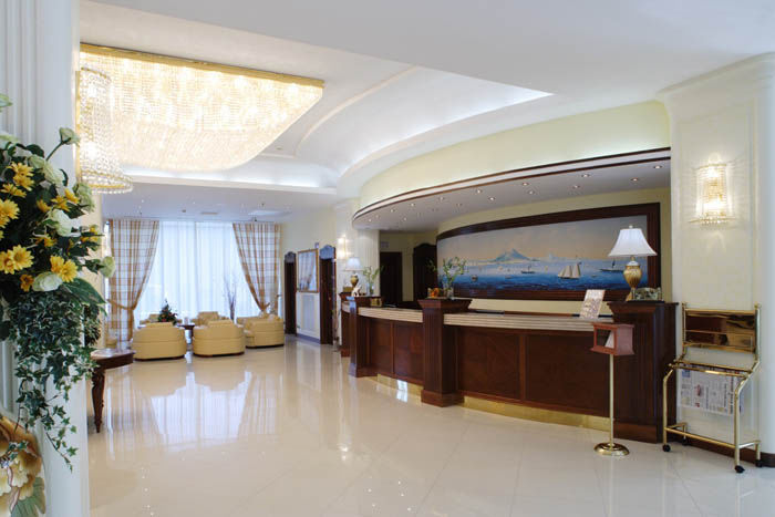 Tiberio Palace Hotel Nápoly Beltér fotó